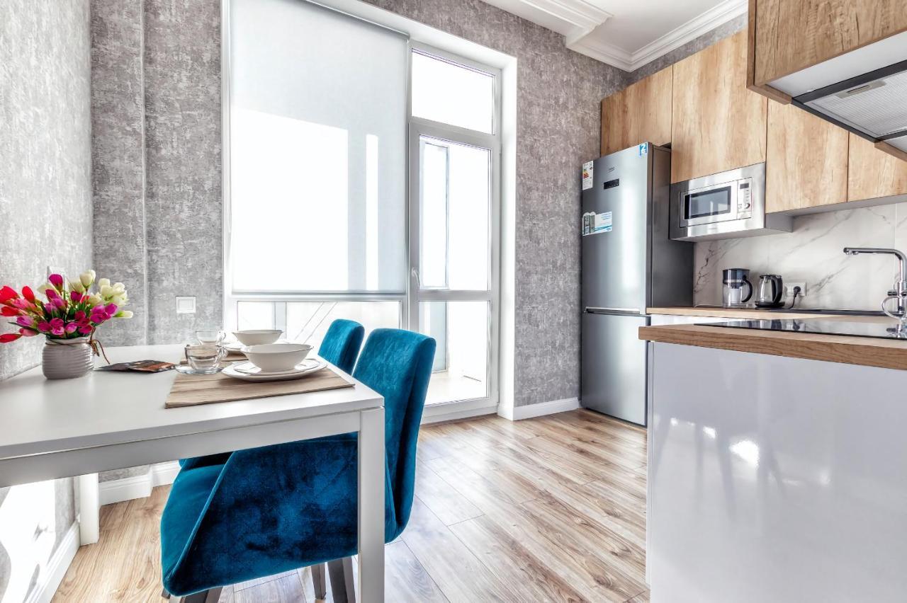 Raisson Aparthotel B172 Хан Шатыр Астана Екстериор снимка