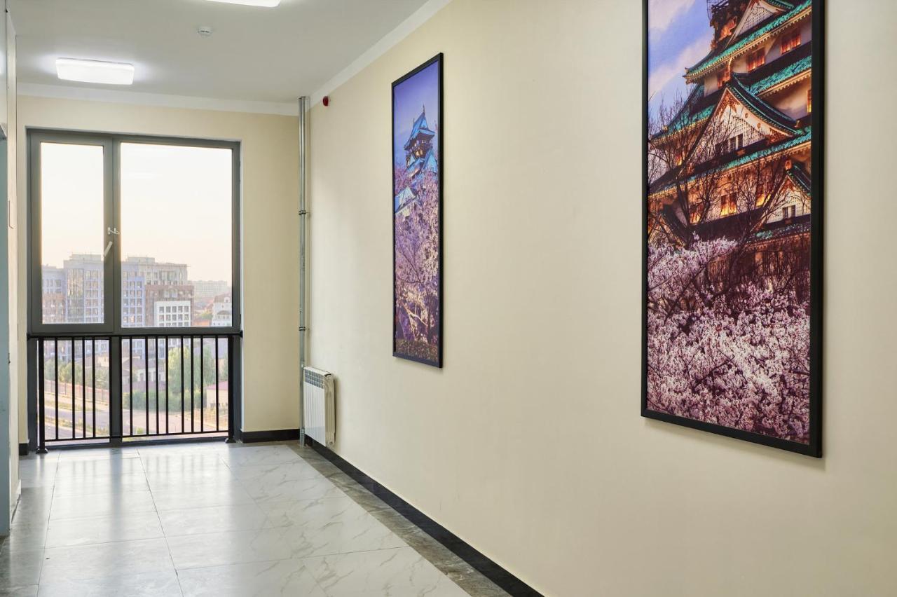 Raisson Aparthotel B172 Хан Шатыр Астана Екстериор снимка